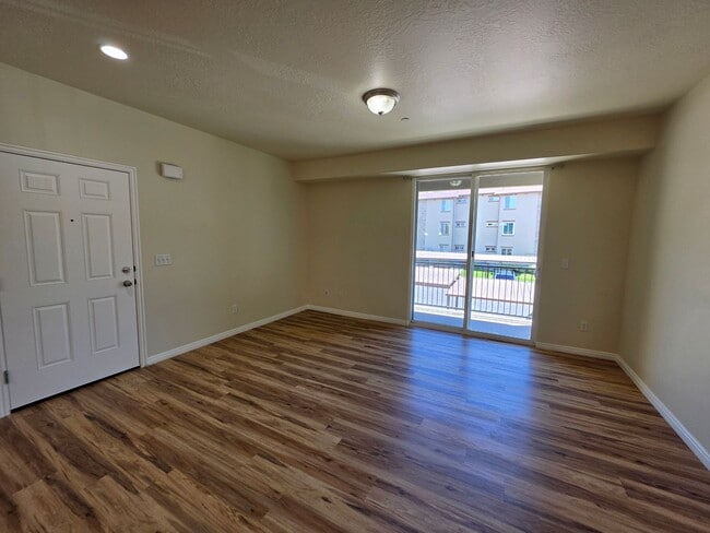 Foto del edificio - PRICE DROP!! Luxury Centerville Stunner!