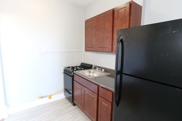 Foto del edificio - 6930 N Greenview Ave