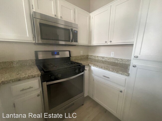 Foto del edificio - 3 br, 2.5 bath House - 1020 Dusty Creek St.