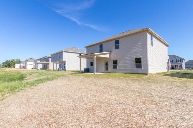 Building Photo - 2223 Viking Ct