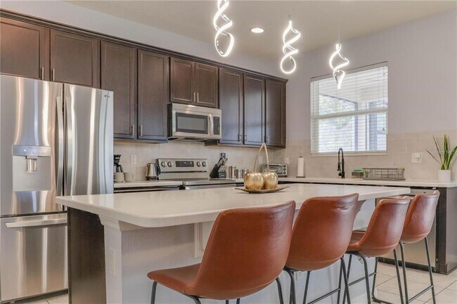 Foto del edificio - 4718 Blue Diamond St