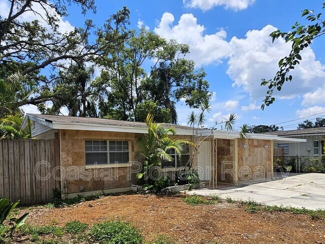 Photo - 2221 E Annie St House