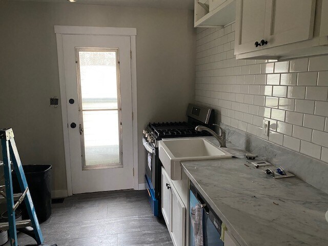 Building Photo - 7201 Longfield Apartments