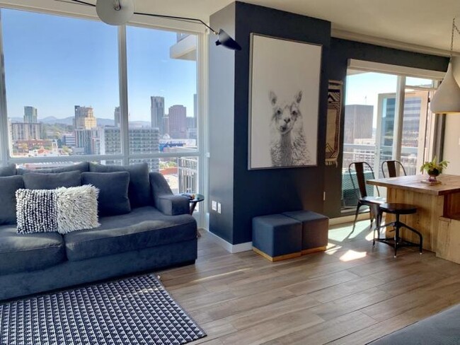 Building Photo - 1 bedroom in San Diego CA 92101