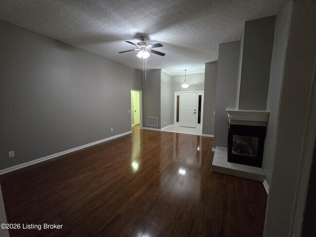 Foto del edificio - 6408 Mossy Oaks Dr