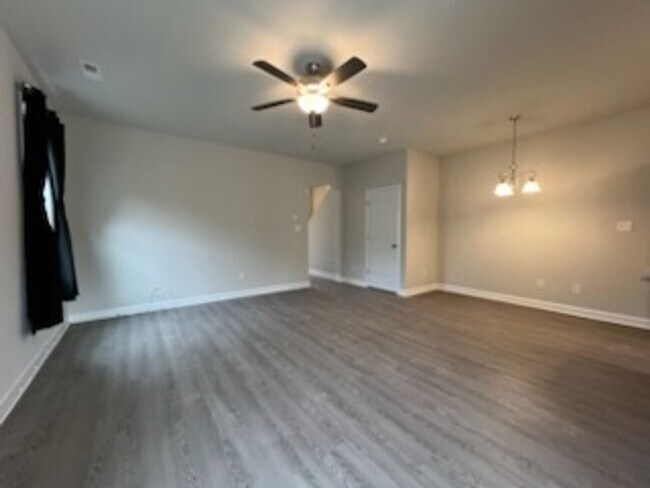 Foto del edificio - Spacious