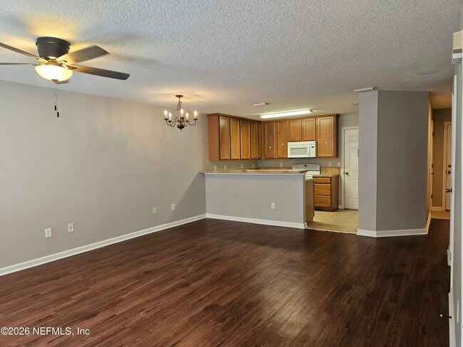 Building Photo - 1500 Calming Water Dr