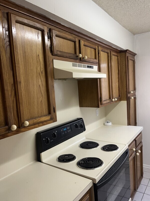Foto principal - 820 Meadow Glen Ave
