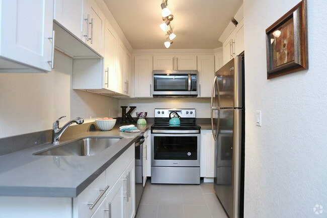 Interior Photo - The Ballinger