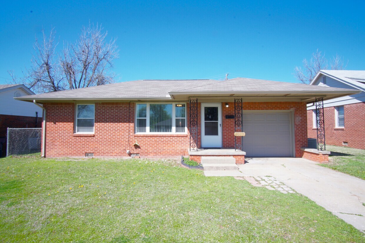 Primary Photo - 9309 Mahler Pl