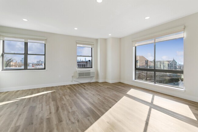 Foto del edificio - 586 66th St
