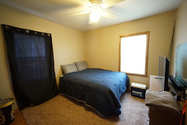 NE Main Floor Bedroom - 2300 Washington St