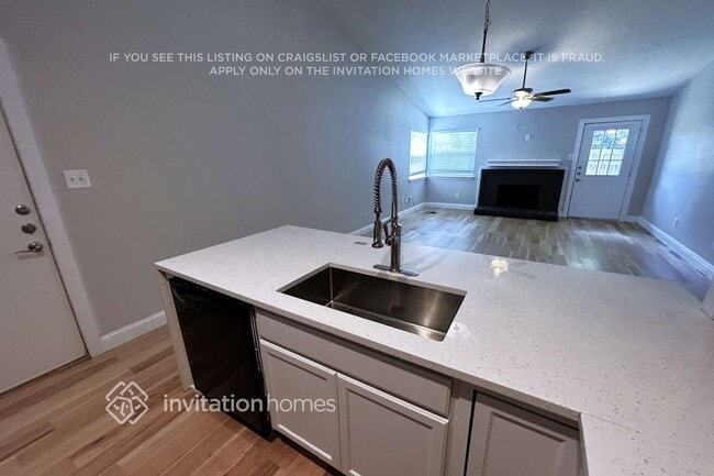 Foto del edificio - 107 Oakridge Dr