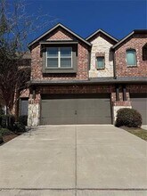 Building Photo - 721 Lowveld Dr