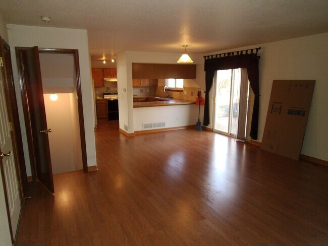 Building Photo - Gorgeous 3 bedroom Broomfield home.