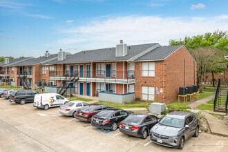 Building Photo - Serena Oaks Apartments
