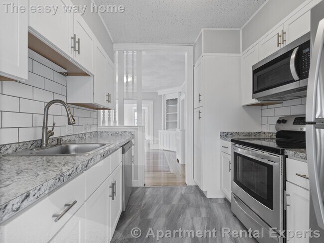 Photo - 14 Windsor Rd Unit #2 Apartment