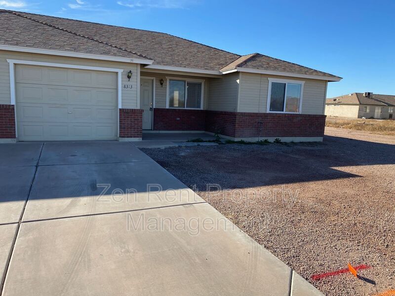 8311 W Sandy Ln Unit 2, Arizona City, AZ 85123 Condo for Rent in