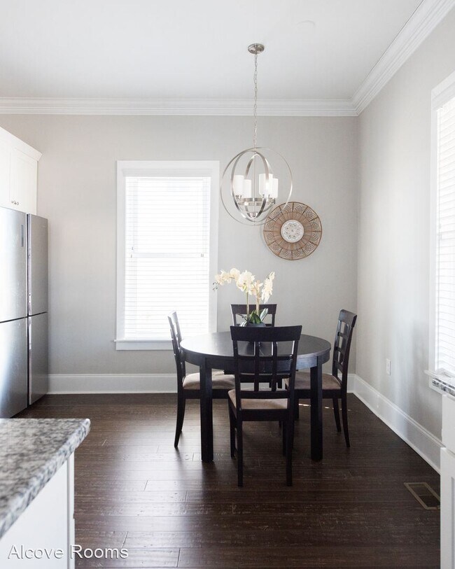 Foto del edificio - 1 br, 1 bath House - 1012 Holloway St