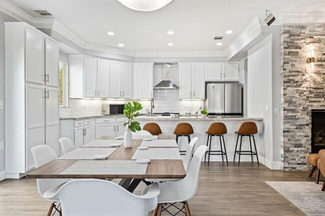 Building Photo - Updated 3BR Home with Private Pool in Tierra del Sol Community – Coachella