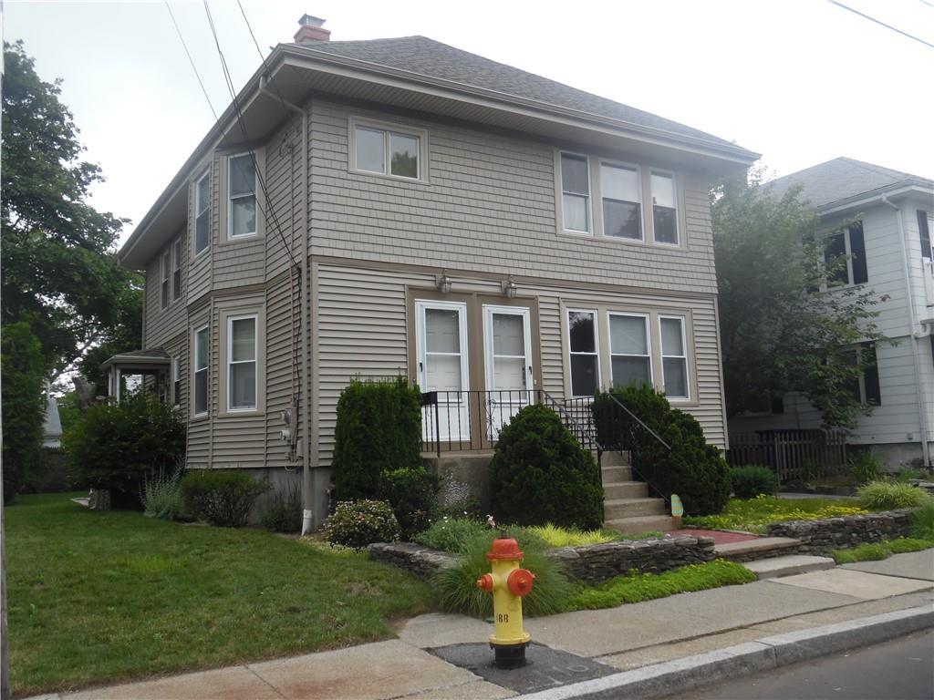 82 Washburn Ave, East Providence, RI 02916 Room for Rent in East