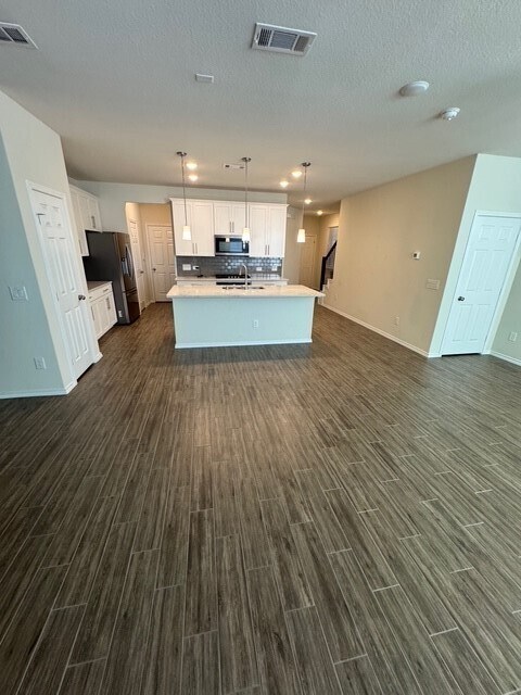 Building Photo - 3415 Avondale Vw Dr