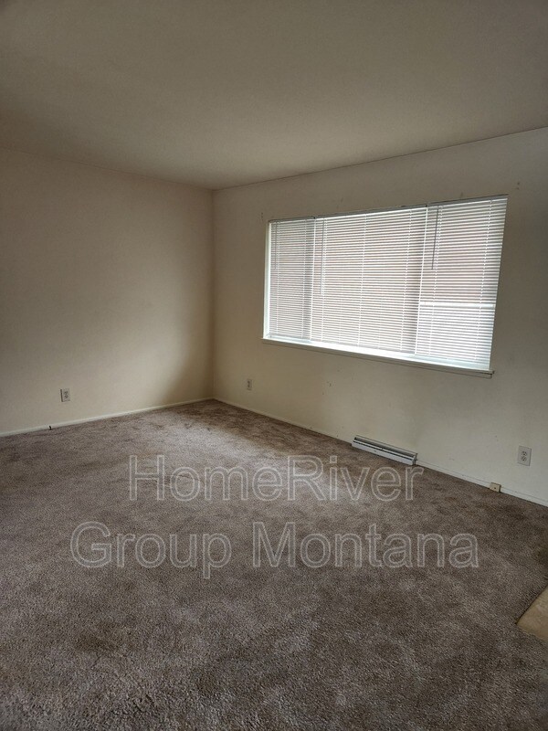 Building Photo - 4670 23rd Ave
