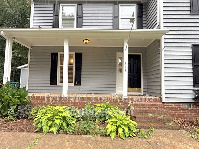Building Photo - 317 Treeline Dr