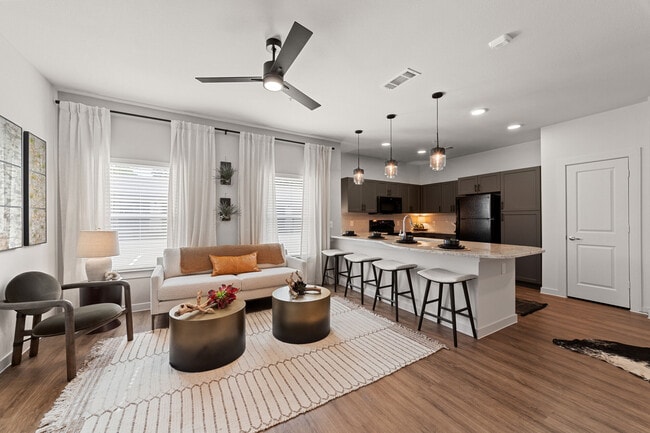 Building Photo - Ranch Creek Living