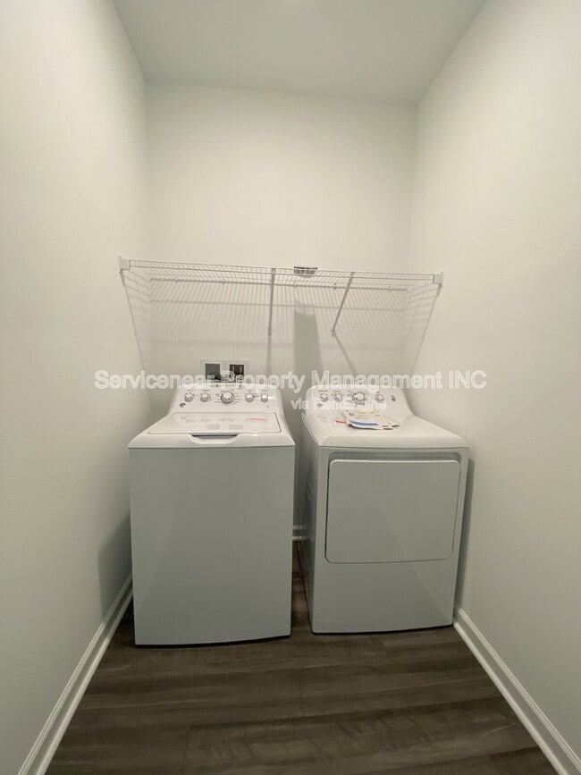 Building Photo - 35606 Buttonweed Trl