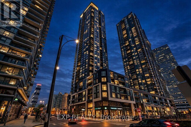 Photo du bâtiment - 510 Curran Place