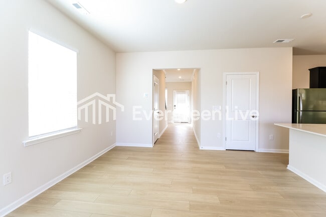 Foto del edificio - 1635 Swallow Tail Dr