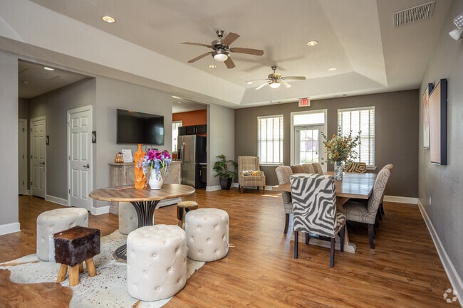 Leasing Office - Abbington Walk of Emory