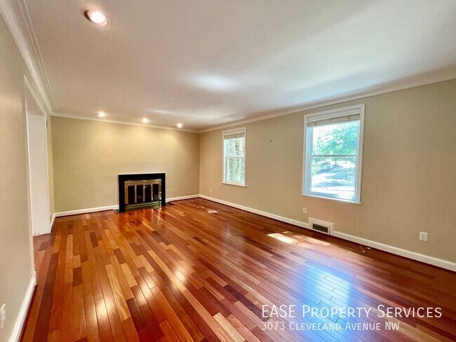 Building Photo - 3073 Cleveland Ave NW