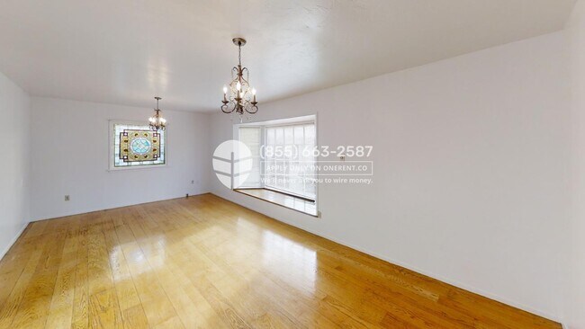 Foto del edificio - 104 Olive Ave