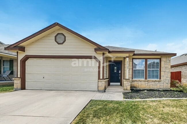 Building Photo - 24727 Maple Crest