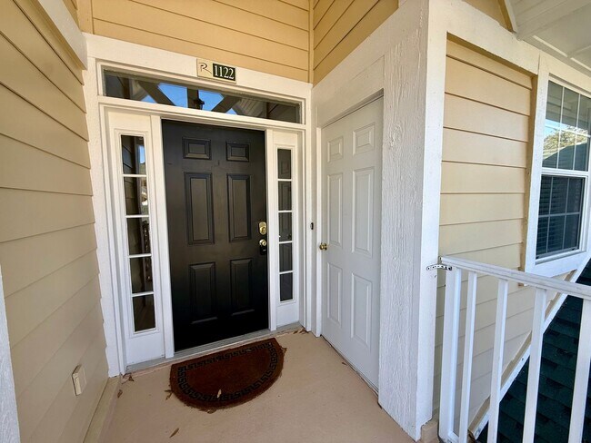 Foto del edificio - 330 N Shore Cir