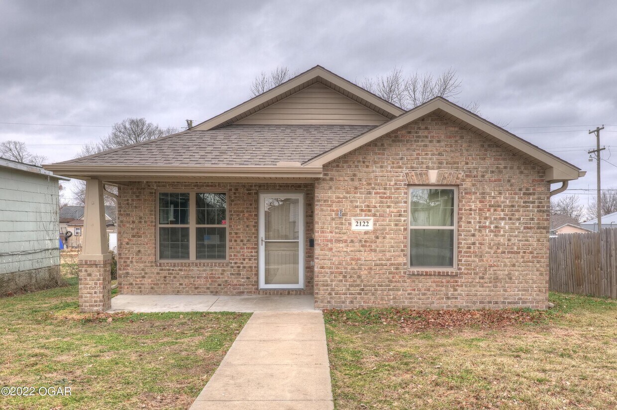 2122 Annie Baxter Ave, Joplin, MO 64804 Condo for Rent in Joplin, MO