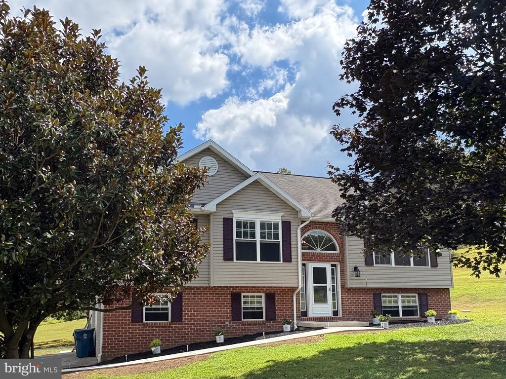 Foto principal - 737 Denton Hollow Rd
