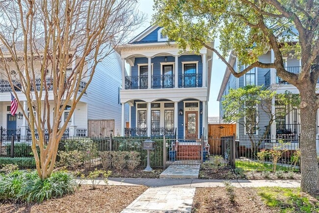 Photo - 434 W 18th St House