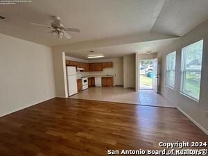 Foto del edificio - 4409 Terra Summit Rd