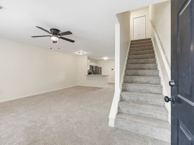 Foto del edificio - 105 Westchester Dr