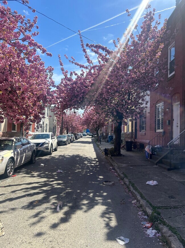 Street view - 1641 Edgley St