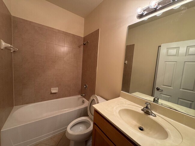 Foto del edificio - 3218 SE 4th Ct