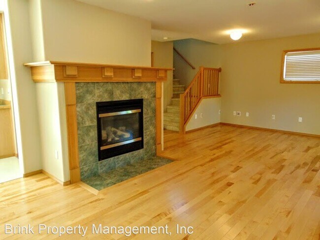 Foto del edificio - 3 br, 2.5 bath House - 35203 SE Ridge St