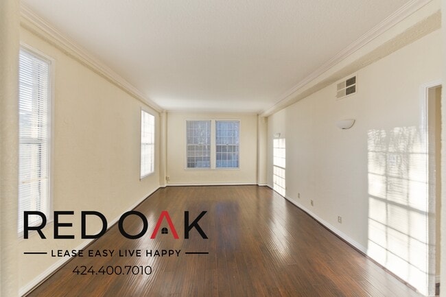 Foto del edificio - 5640 Franklin Ave