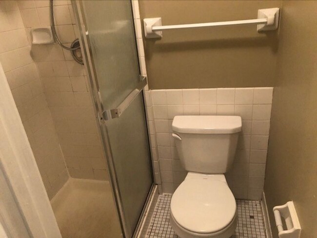 Foto del edificio - Roseville Apt 108