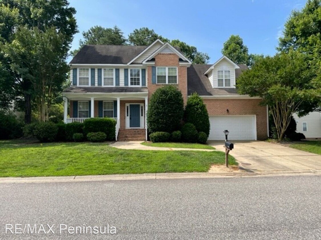 Primary Photo - 3 br, 2.5 bath House - 213 George Wythe Lane