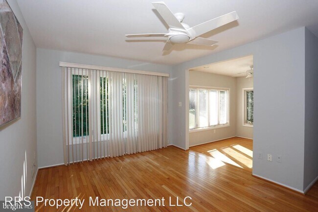 Foto del edificio - 4 br, 3.5 bath House - 1960 Dundee Rd