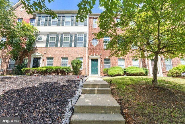 Foto del edificio - 2832 Admiral Ridge Rd